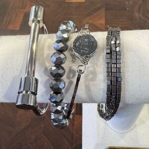 Kinsley Armelle Silver and Gray Bracelet Set of 4